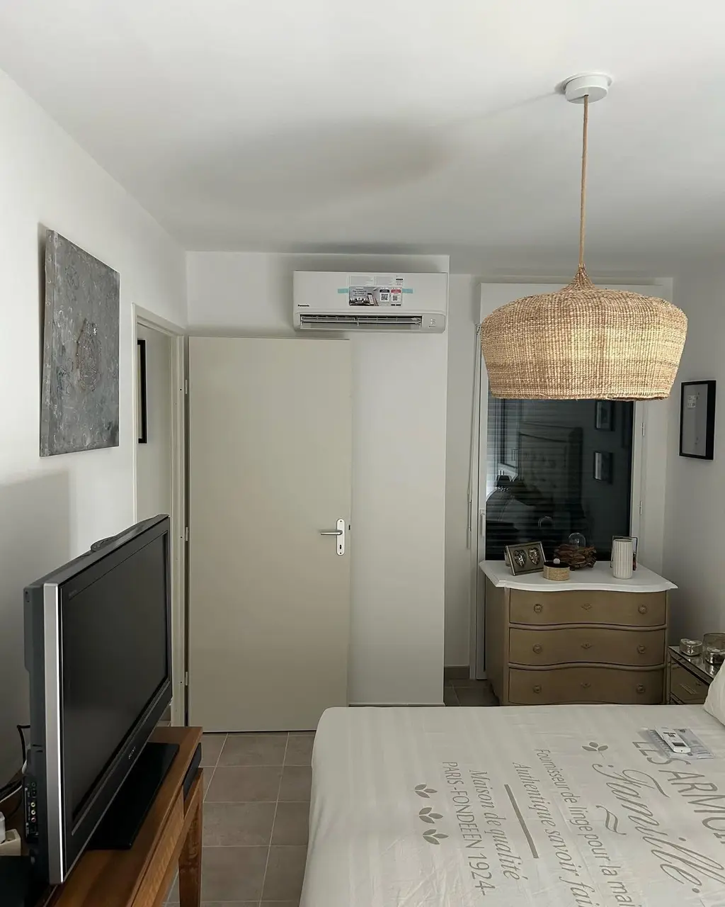 Unité intérieure de climatisation posée à Monteux dans le Vaucluse