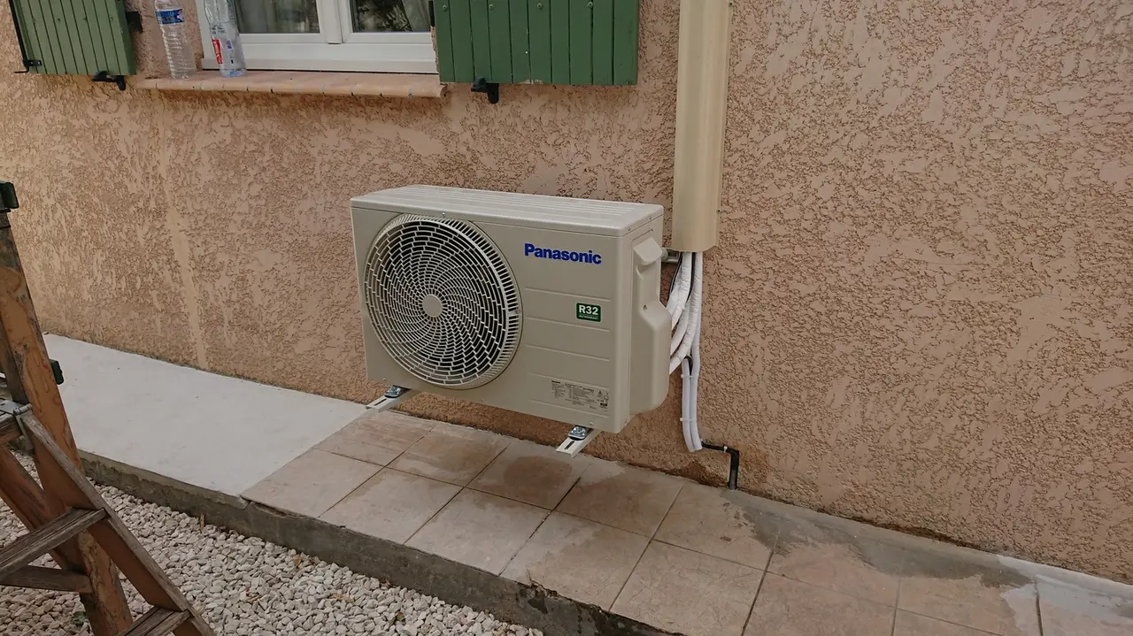Climatisation murale installée à Carpentras