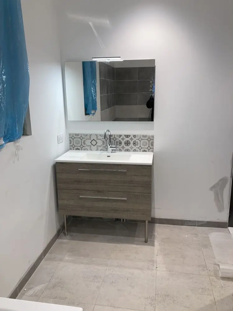 Salle de bains rénovée, plomberie Morizot Carpentras